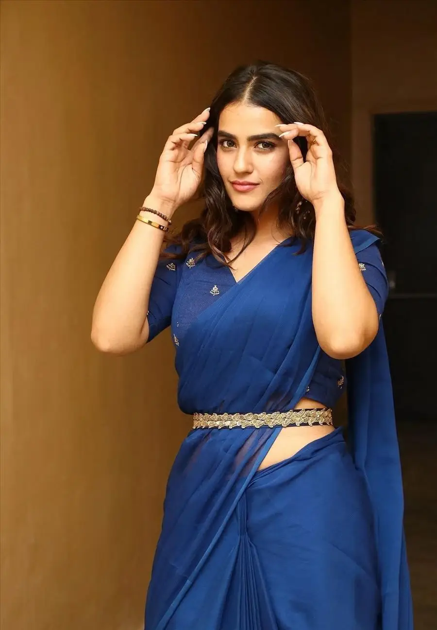 INDIAN ACTRESS KAVYA THAPAR IN BLUE SAREE 11